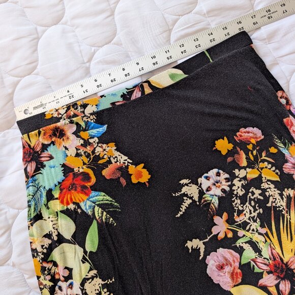 Spense florals on black knit maxi skirt lightweight and super soft Large - Picture 4 of 8